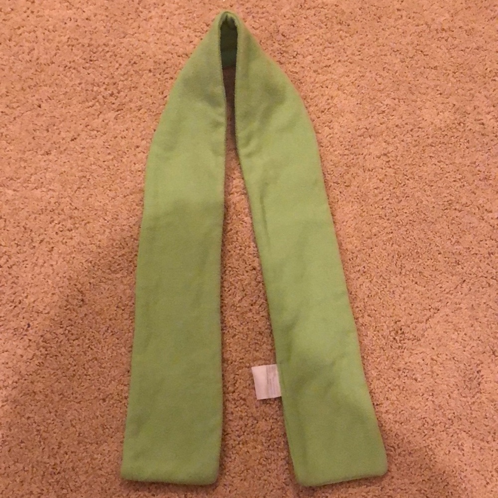 Girl’s Green Winter Scarf